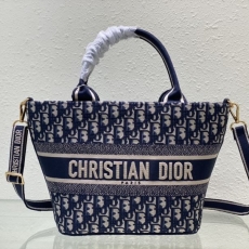 Christian Dior Shopping Bags